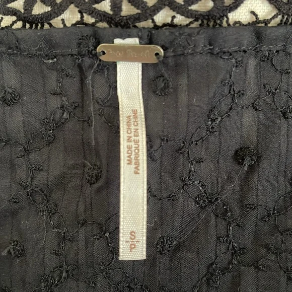 Free People Lace Blouse Sz SP - Picture 3 of 3